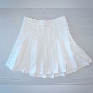 White Hollister tennis skirt